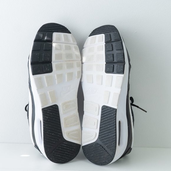 Nike Air Max SC Youth CZ5358-002 Athletic Sneakers Black Size 6Y - Picture 7 of 8